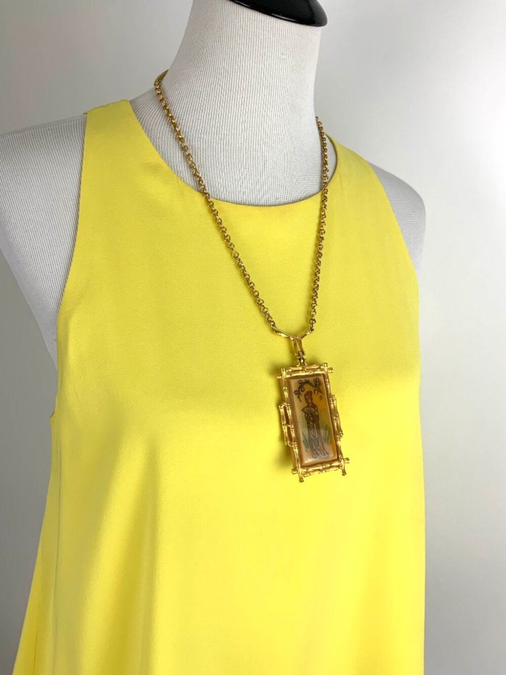 Alice + Olivia Yellow Twisted Halter Keyhole Racerback Tank Top Sz S - Picture 12 of 15